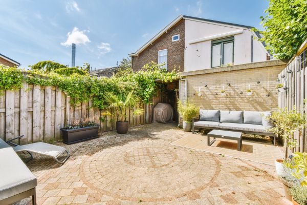 Cost of Courtyard Patio Service in Buckeye